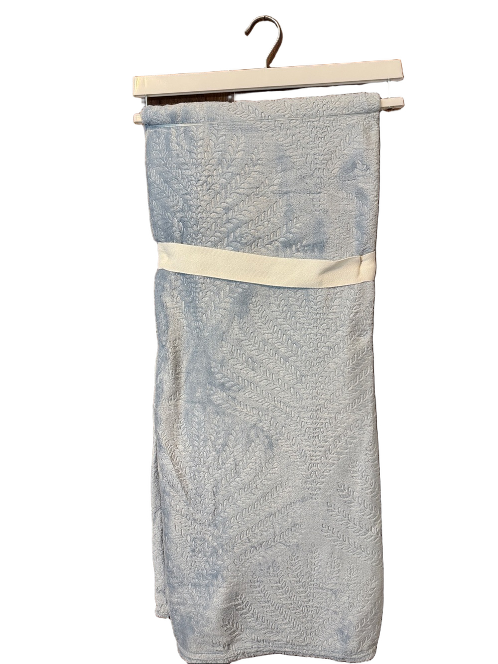 Homespun + Heritage Light Blue Embossed Throw Blanket 50" X 60" NWT - Picture 2 of 2